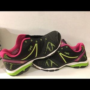 Pristine Ryka Vida RZX  Women’s size 9